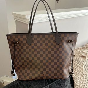 Louis Vuitton Neverfull MM